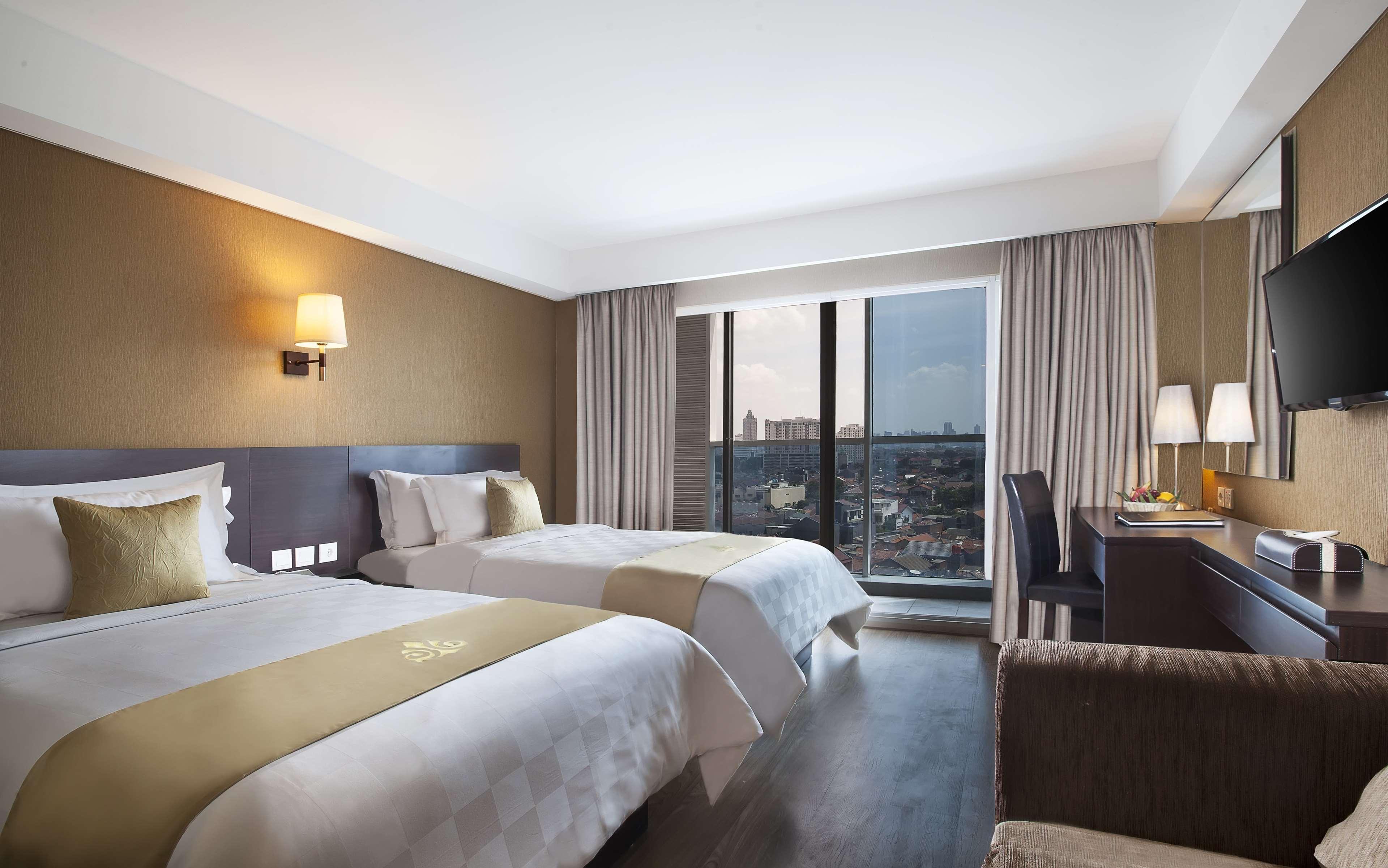 Best Western Premier The Hive Джакарта Экстерьер фото