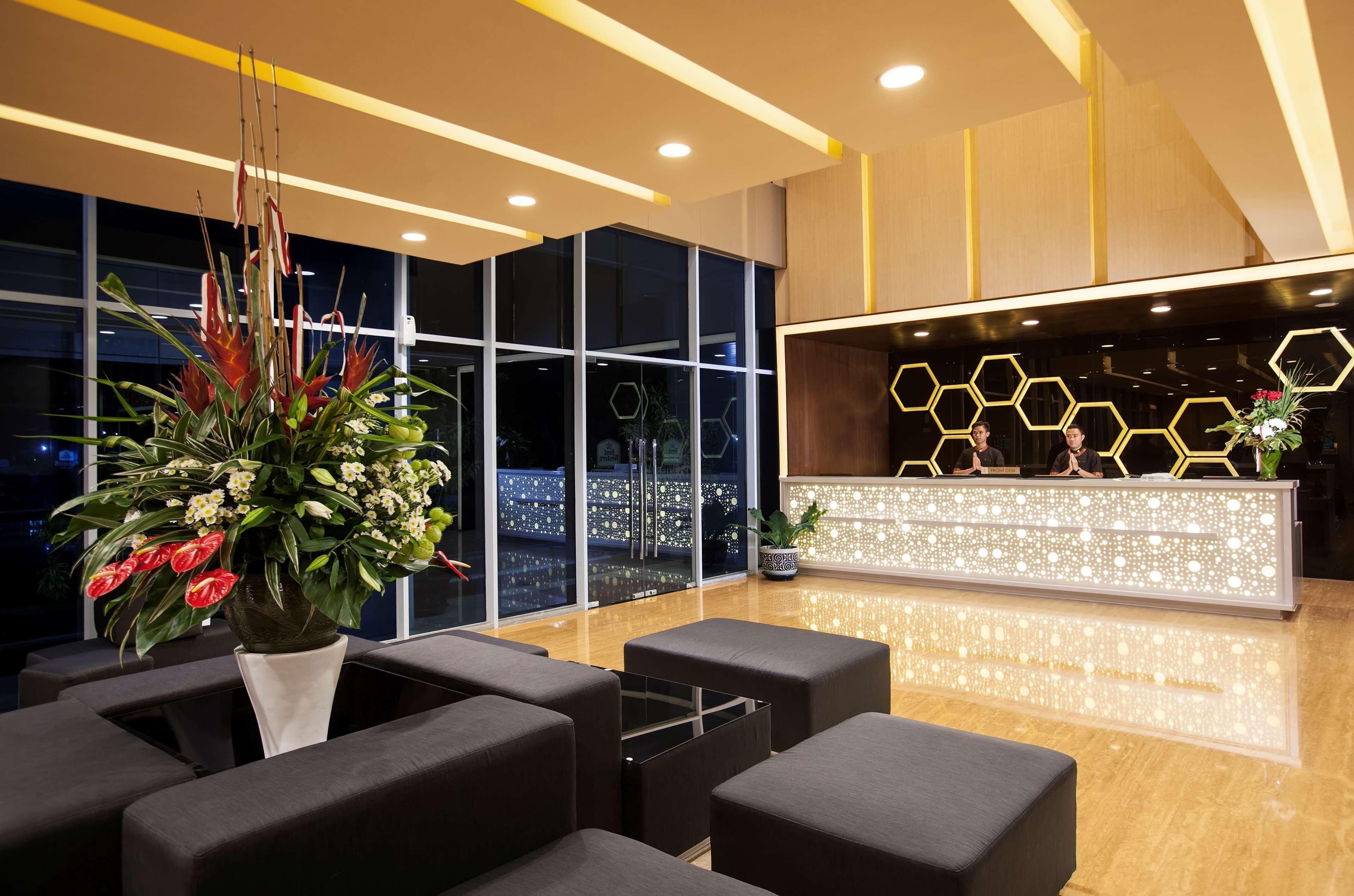 Best Western Premier The Hive Джакарта Экстерьер фото