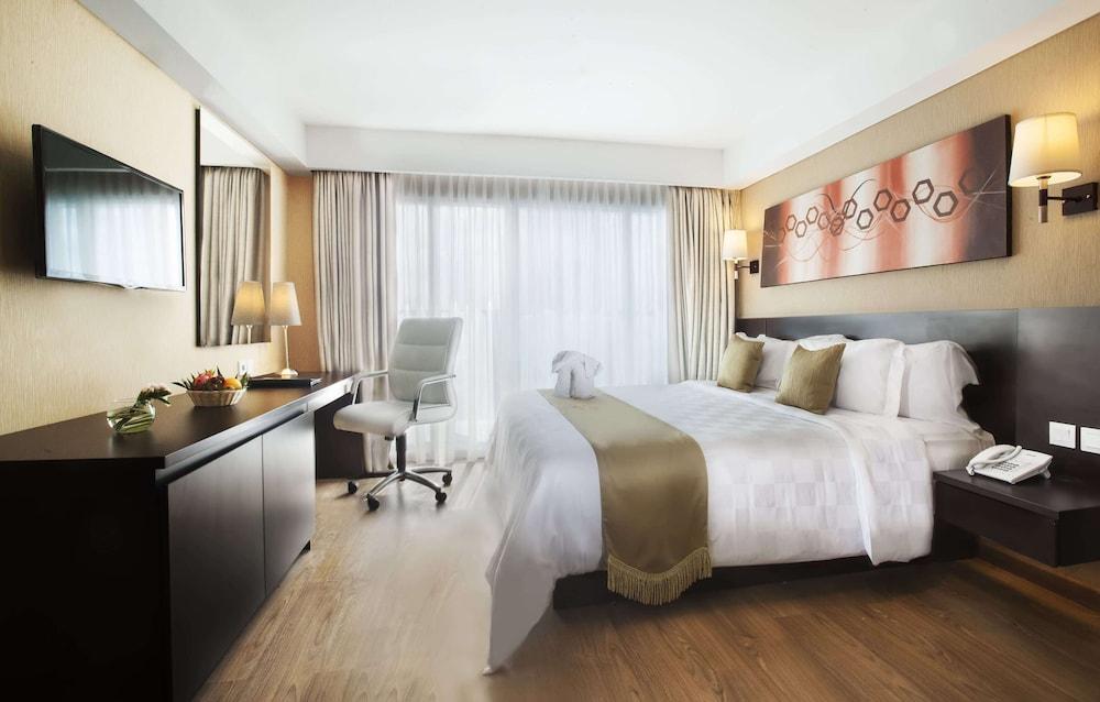 Best Western Premier The Hive Джакарта Экстерьер фото